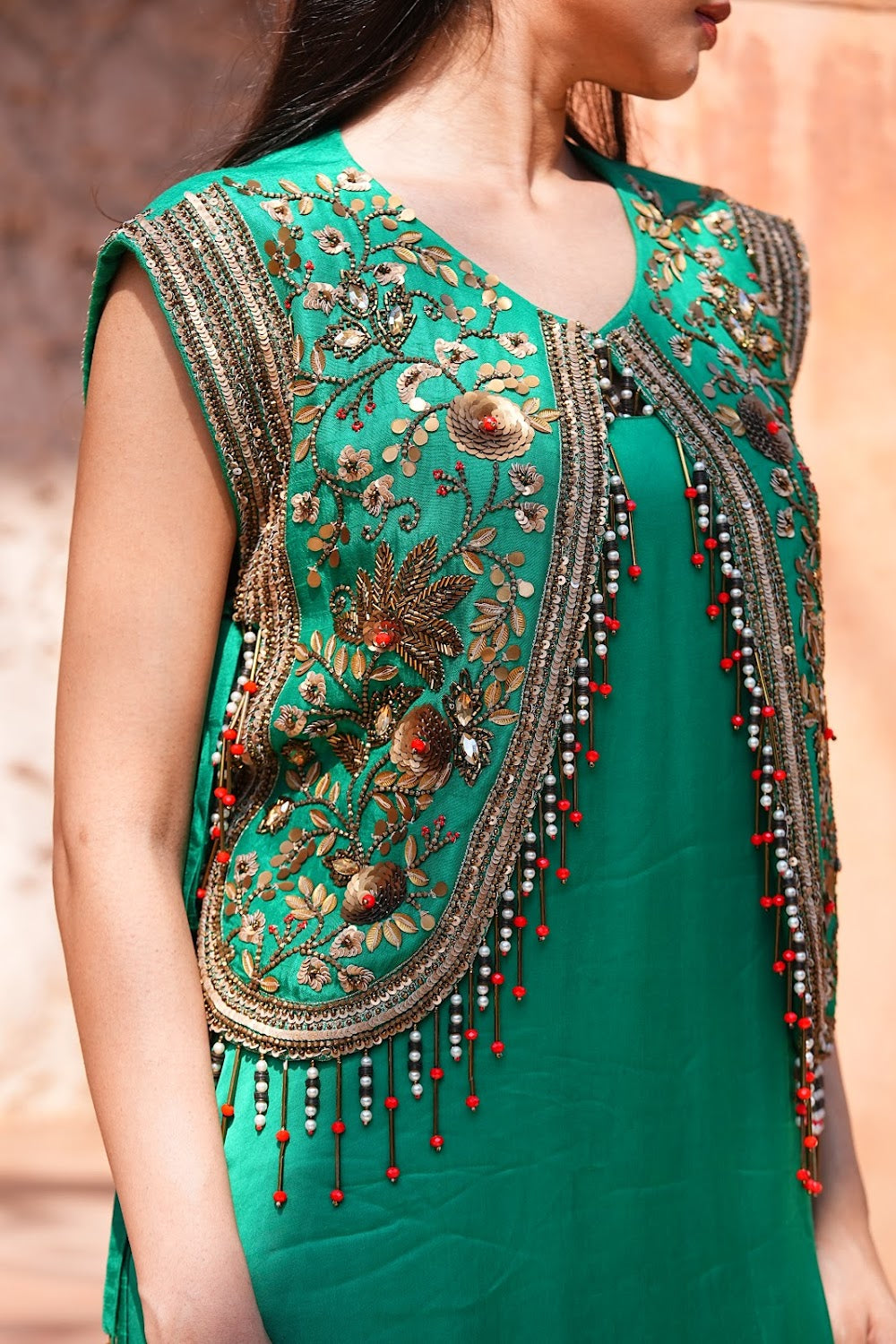 Mehrish Noir Dress - View 5
