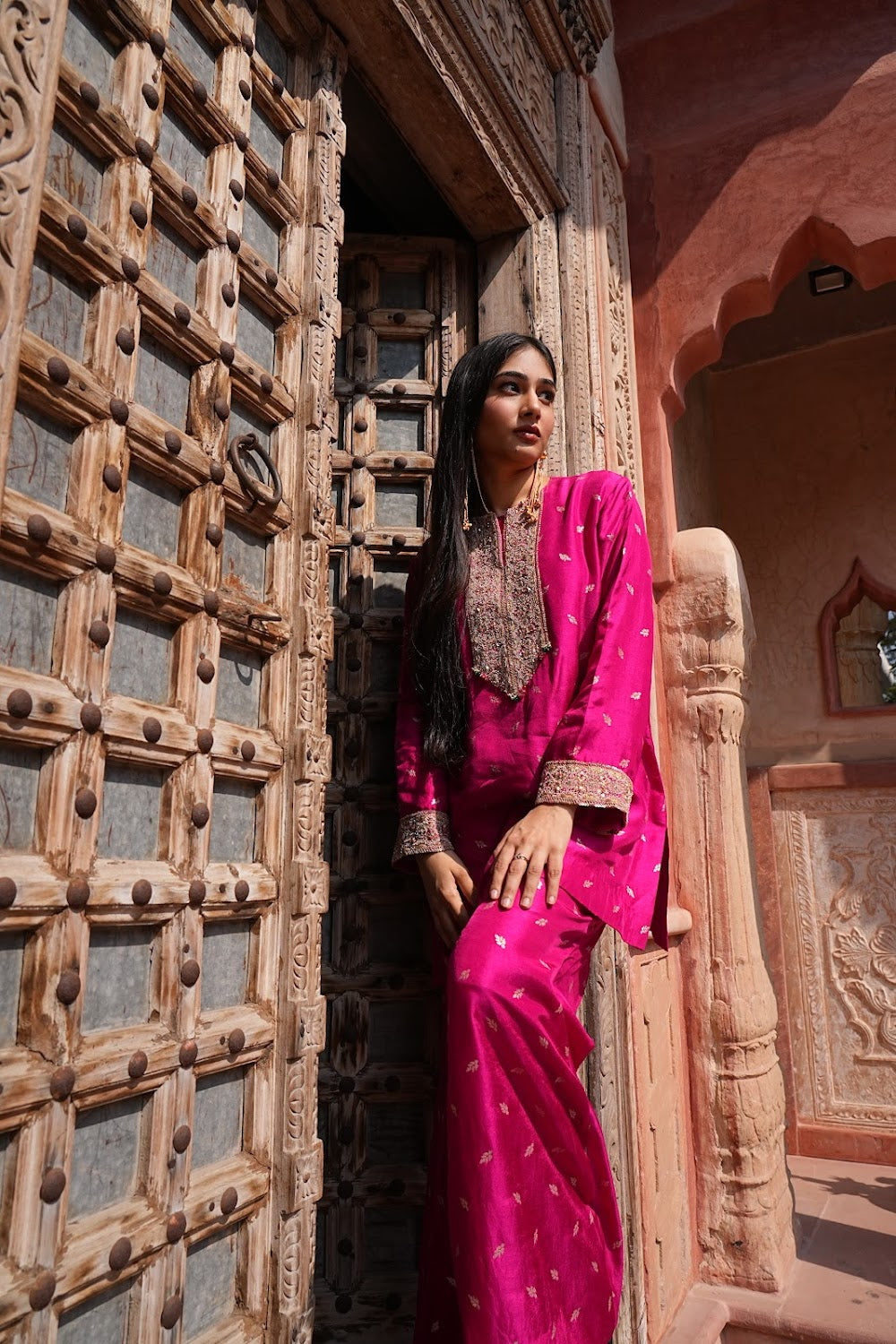 Zaari na ma Kurta Set - View 3