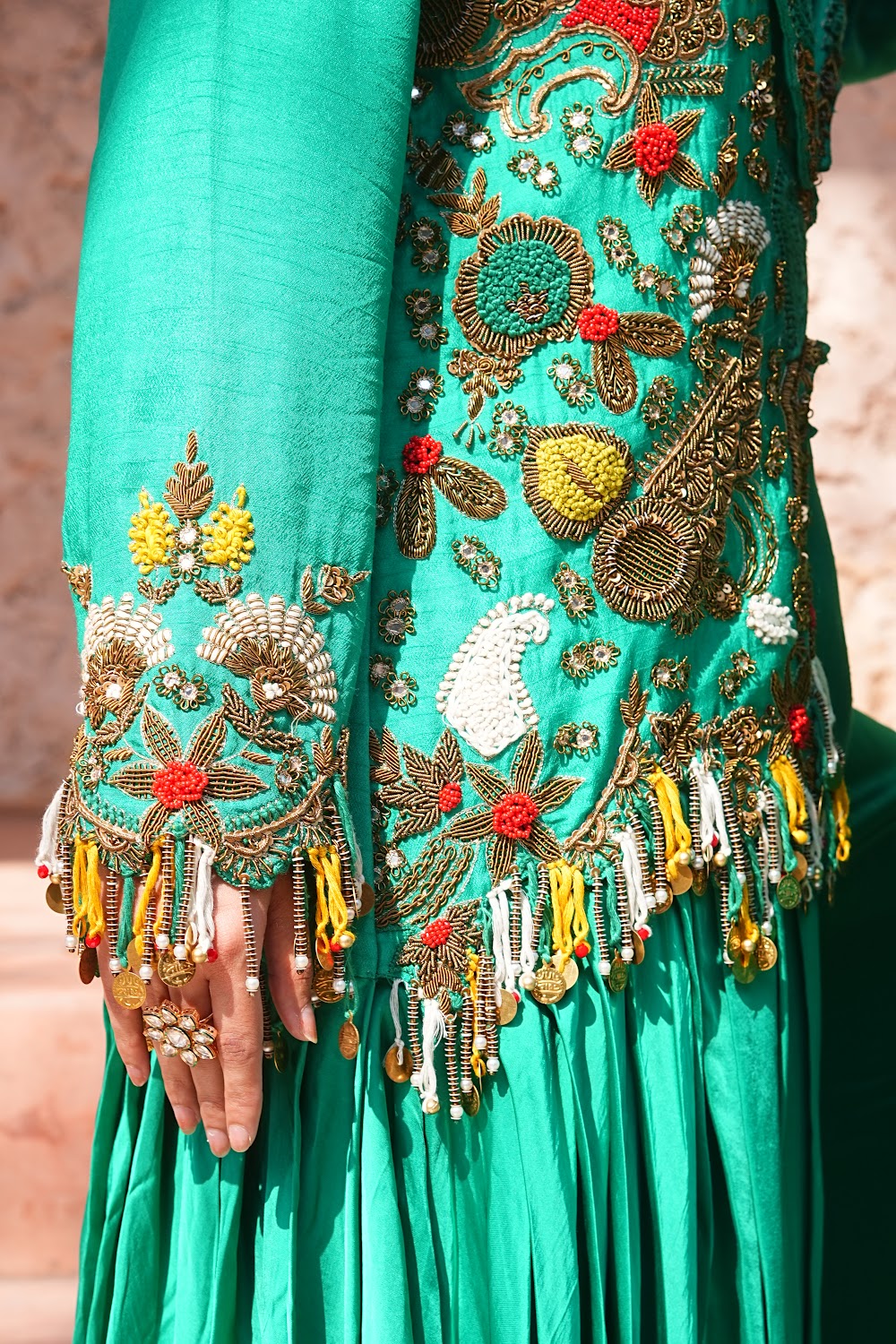Meher Blazzer Drape Set by Bhawika Sachdeva - view 9