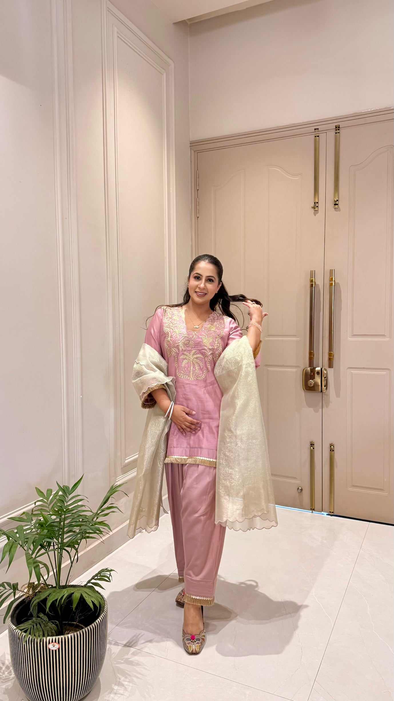 Gulnaar Dori Embroidered Set